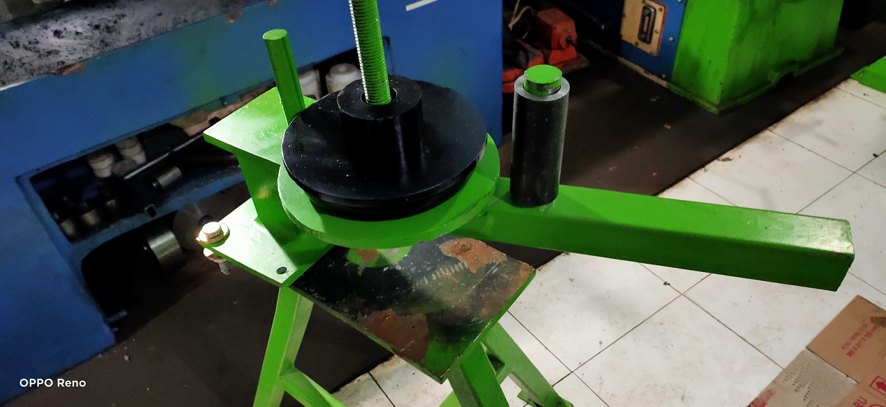 Alat Tekuk Pipa Hollow Manual